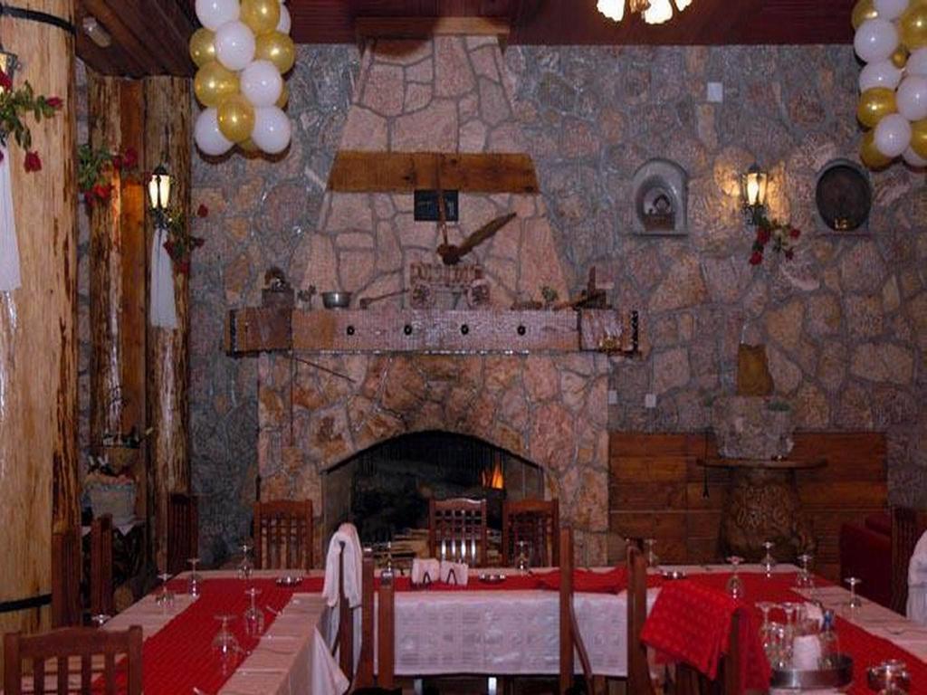 Hotel Borici Sjenica Bagian luar foto