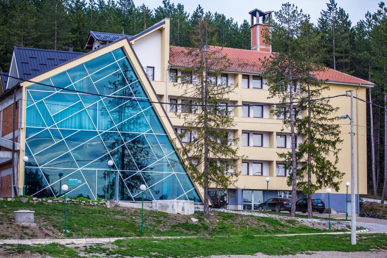 Hotel Borici Sjenica Bagian luar foto