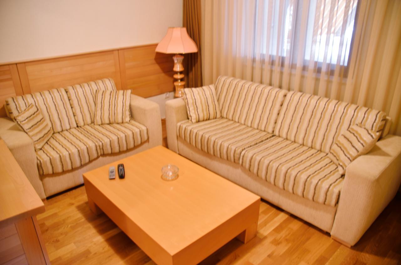 Hotel Borici Sjenica Bagian luar foto