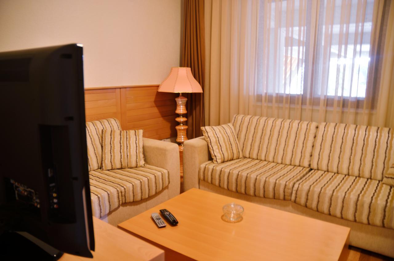 Hotel Borici Sjenica Bagian luar foto